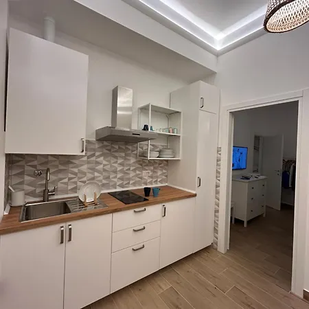 公寓 Santa Chiara View *