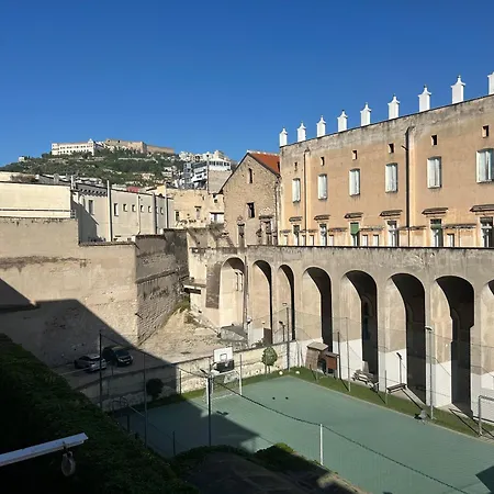 公寓 Santa Chiara View *