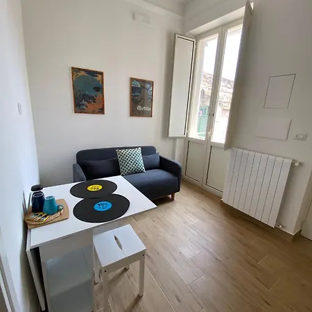 Santa Chiara View 公寓 *